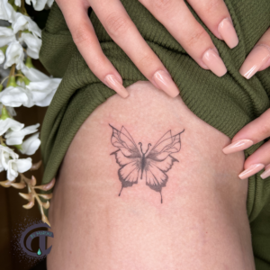 Vlinder singleneedle tatoeage / butterfly singleneedle tattoo
